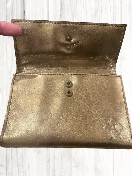 ๐ชท NWT Patricia Nash Distressed Leather Woodstock Kiss-lock in Antique Gold - Picture 6 of 15